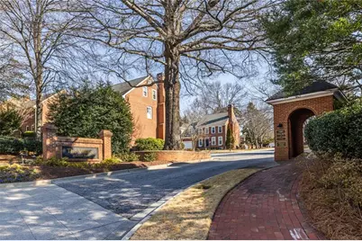 2144 Village Point NE, Brookhaven, GA 30319 - Photo 51