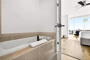 1080 Peachtree St NE, Atlanta, GA 30309 - Photo 21