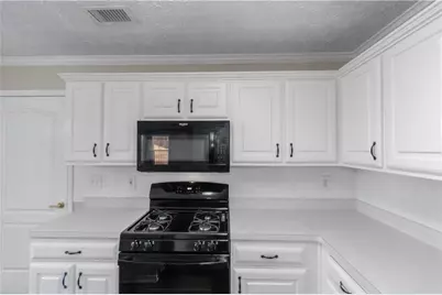 112 Wyckliffe Drive, Locust Grove, GA 30248 - Photo 13