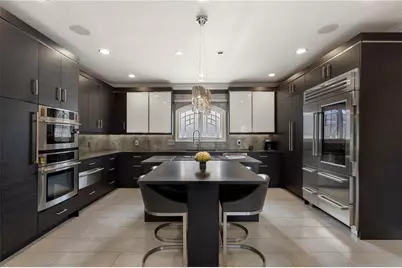 790 Glenairy Drive, Atlanta, GA 30328 - Photo 17