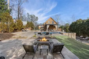 790 Glenairy Dr, Atlanta, GA 30328 - Photo 37