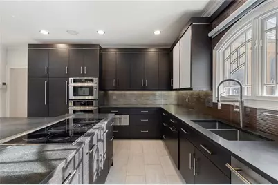 790 Glenairy Drive, Atlanta, GA 30328 - Photo 19