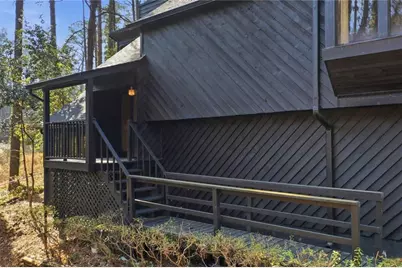 4621 Kings Crossing Drive NE, Kennesaw, GA 30144 - Photo 3