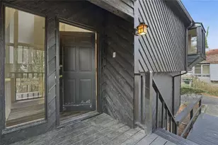 4621 Kings Crossing Dr NE, Kennesaw, GA 30144 - Photo 5