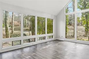 4621 Kings Crossing Dr NE, Kennesaw, GA 30144 - Photo 7