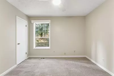 4621 Kings Crossing Drive NE, Kennesaw, GA 30144 - Photo 31