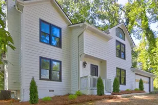 1879 Lake Chase Ln, Jonesboro, GA 30236 - Photo 3