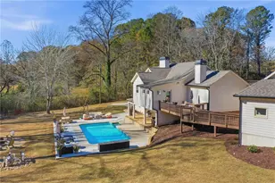 735 Sardis Cir, Canton, GA 30114 - Photo 9