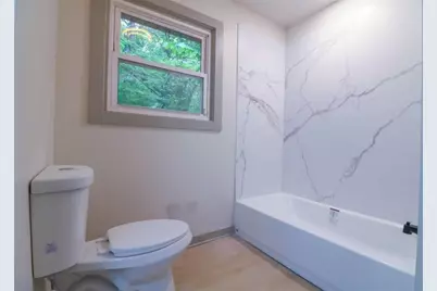 4396 Greenleaf Circle, Atlanta, GA 30331 - Photo 11