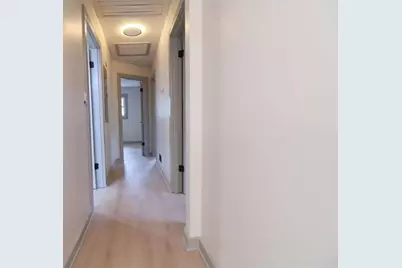 4396 Greenleaf Circle, Atlanta, GA 30331 - Photo 9