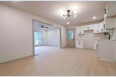 4396 Greenleaf Circle, Atlanta, GA 30331 - Photo 7