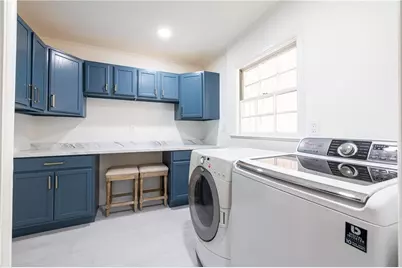 3595 Old Ivy Lane NE, Atlanta, GA 30342 - Photo 25