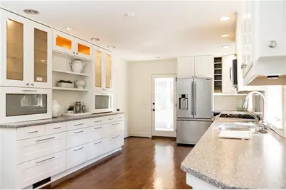 3595 Old Ivy Lane NE, Atlanta, GA 30342 - Photo 19