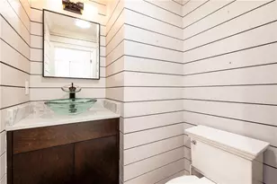 3595 Old Ivy Ln NE, Atlanta, GA 30342 - Photo 23