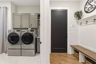 189 Waterview Cir, Newnan, GA 30263 - Photo 35