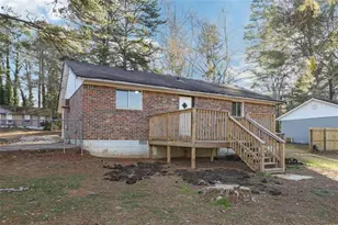 605 Robert E Lee Pkwy, Jonesboro, GA 30238 - Photo 23