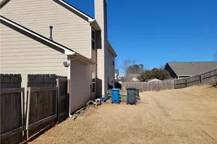 738 Round Tree Ct, Lawrenceville, GA 30045 - Photo 7