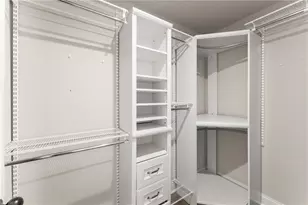 324 Hayden Cir, Woodstock, GA 30189 - Photo 27