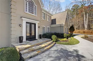 12880 Bucksport Dr, Roswell, GA 30075 - Photo 9