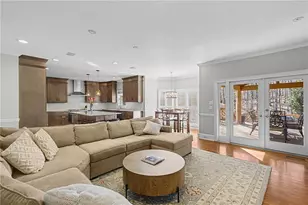 12880 Bucksport Dr, Roswell, GA 30075 - Photo 17