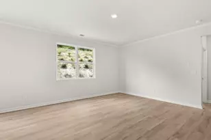 3879 Donetta Dr, Atlanta, GA 30349 - Photo 9