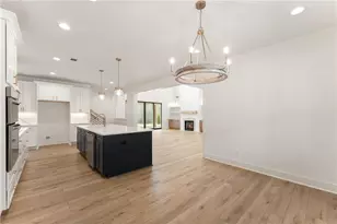 9220 Waldrip Rd, Gainesville, GA 30506 - Photo 7