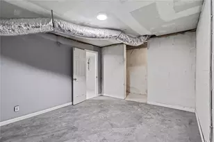 4436 Hillpine Rd, Forest Park, GA 30297 - Photo 29