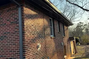 2498 Johnson Dr, Atlanta, GA 30340 - Photo 3