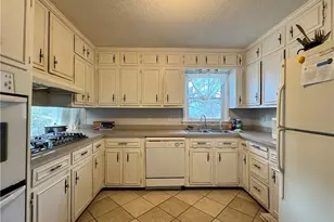 2498 Johnson Dr, Atlanta, GA 30340 - Photo 5