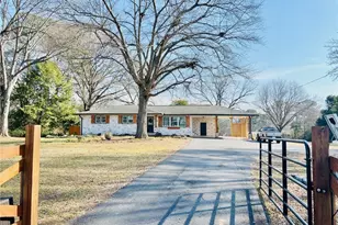 945 Jones Mill Rd, Cartersville, GA 30120 - Photo 1