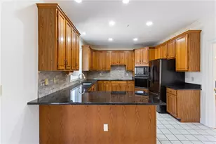 321 Covered Bridge Pl SW, Smyrna, GA 30082 - Photo 3