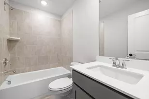 2255 Windsor Blfs Dr, Cumming, GA 30041 - Photo 13