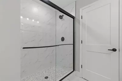 1015 Lyndon Avenue, Griffin, GA 30223 - Photo 17