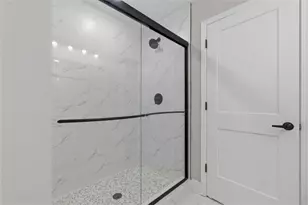 1015 Lyndon Ave, Griffin, GA 30223 - Photo 17