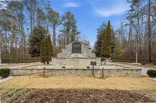 605 Lofty Ln SW, Atlanta, GA 30331 - Photo 1