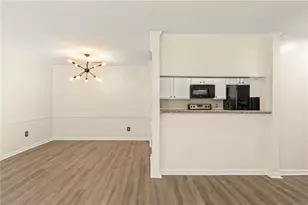 523 Warm Springs Cir, Roswell, GA 30075 - Photo 5