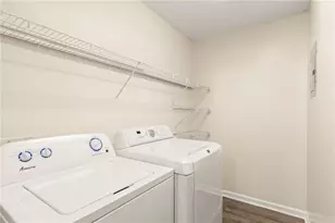 523 Warm Springs Cir, Roswell, GA 30075 - Photo 9