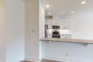 5873 Greystone Dr, Lithonia, GA 30058 - Photo 9