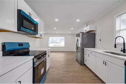 2060 Baker Rd, Atlanta, GA 30318 - Photo 15