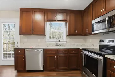 4927 Wade Valley Way, Cumming, GA 30040 - Photo 15