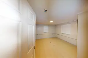 1205 Crawford Dr, Albany, GA 31705 - Photo 9