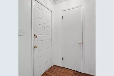 319 Park Ridge Circle, Marietta, GA 30068 - Photo 3