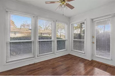 319 Park Ridge Circle, Marietta, GA 30068 - Photo 17