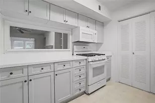 319 Park Ridge Cir, Marietta, GA 30068 - Photo 19