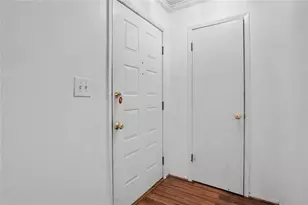 319 Park Ridge Cir, Marietta, GA 30068 - Photo 3