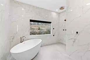 2878 Heather Row Ridge SW, Lilburn, GA 30047 - Photo 7