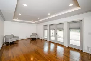 399 Hammond Dr, Atlanta, GA 30328 - Photo 7