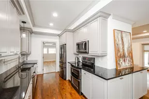 399 Hammond Dr, Atlanta, GA 30328 - Photo 13