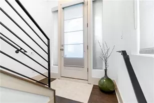 519 Broadview Ln NE, Atlanta, GA 30324 - Photo 7