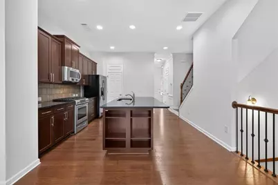 1710 Faulkland Avenue NE, Atlanta, GA 30329 - Photo 11